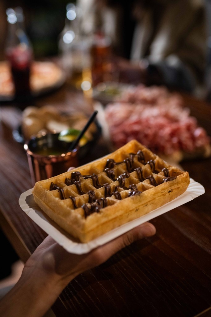 (25-04)EVALYONSUD-084